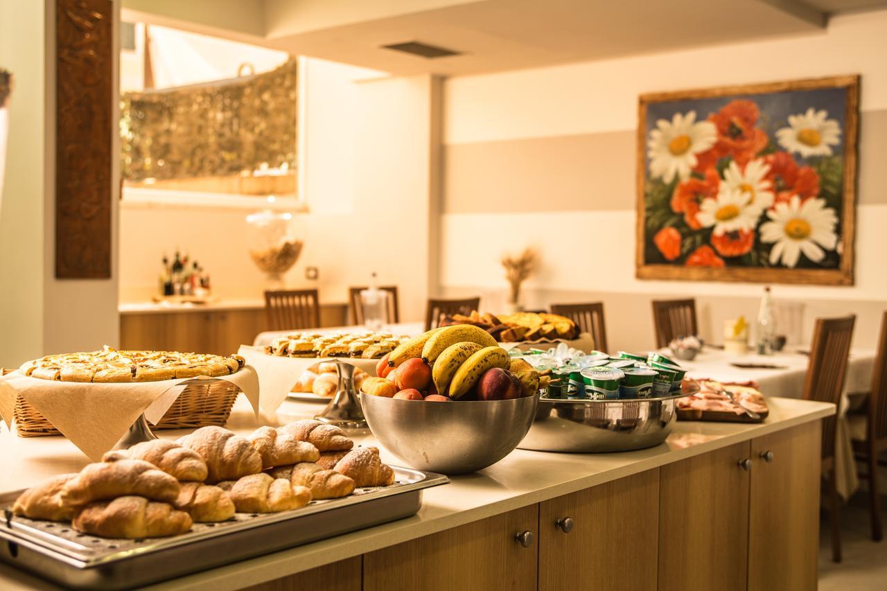 Hotel Giulietta Senigallia Luaran gambar