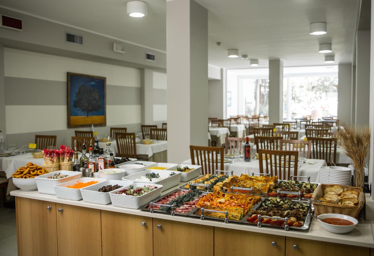 Hotel Giulietta Senigallia Luaran gambar
